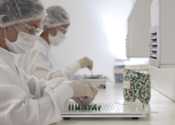 Setor de farmácias de manipulação cresce na Bahia e abre oportunidades de carreira