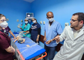 Um ano do projeto de treinamento em parada cardiorrespiratória da Emergência Pediátrica do HGRS