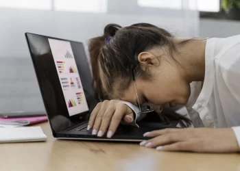 Janeiro Branco: campanha chama atenção para a gravidade da síndrome de burnout