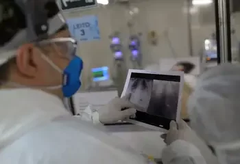 Internações de idosos por covid-19 aumentam no Nordeste, AM e SP