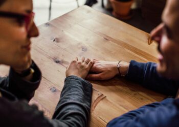 Crise no relacionamento? Entenda como funciona a terapia de casal