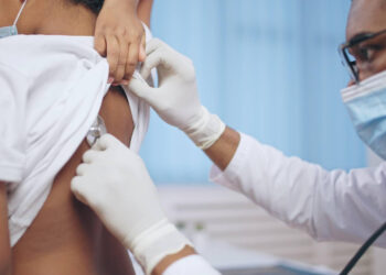 Infectologista alerta para a gravidade da pneumonia ‘silenciosa’