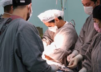 Governo do Estado lança edital de credenciamento para médicos e odontólogos, com investimento anual superior a R$ 655 milhões