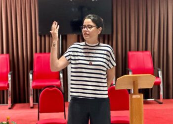 Psicóloga avalia o impacto da Jornada 6×1 na saúde mental dos trabalhadores