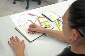 Definir metas para 2025: especialista do Hospital Alemão Oswaldo Cruz dá dicas para priorizar saúde mental e bem-estar