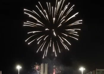 Médicos alertam para acidentes com fogos de artifícios nas festas