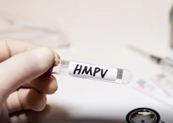 Brasil monitora surto de vírus respiratório na China