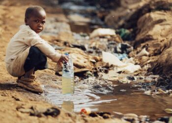 Desastres climáticos evidenciam desigualdades no Brasil e a urgência de soluções para água potável