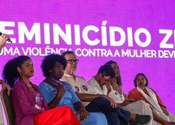 Mobilização nacional conscientiza contra assédio e violência contra mulheres no carnaval