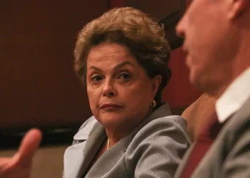 Neurite vestibular: entenda a causa de internação de Dilma Rousseff