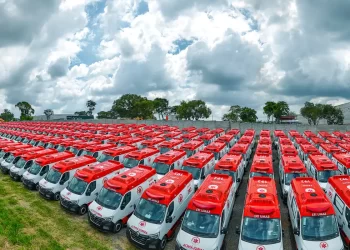 Lula entrega 789 novas ambulâncias para a frota do Samu