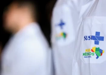 Mais Médicos: Ministério da Saúde anuncia 2,2 mil novas vagas e cadastro reserva