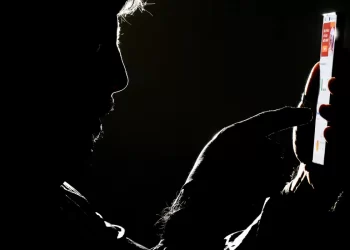 Educação digital protege de malefícios do uso excessivo de telas