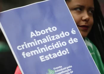 Meninas mães passam de 14 mil e só 1,1% tiveram acesso a aborto legal