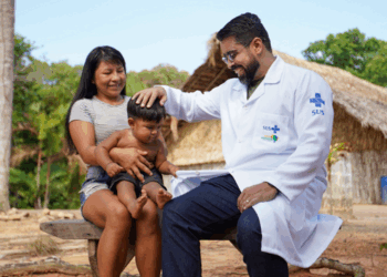 Mais Médicos abre três mil vagas para ampliar atendimento e reduzir tempo de espera no SUS