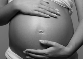 Perdas na gravidez: médico especialista esclarece riscos e cuidados