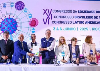 Com redução da transmissão vertical do HIV, Brasil avança rumo à certificação internacional