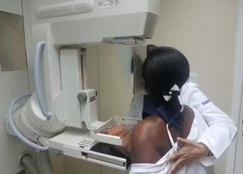 AstraZeneca apresenta novo medicamento que impede crescimento de câncer de mama mutante