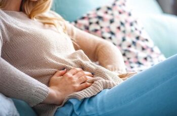 Endometriose atinge 6,5 milhões de brasileiras e permanece subdiagnosticada