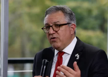 Padilha reafirma que tarifaço não fará Ministério da Saúde retaliar