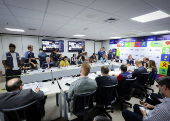 Governo do Brasil oficializa a Sala de Situação Nacional para monitorar intoxicações por metanol e amplia estoques de antídotos no SUS