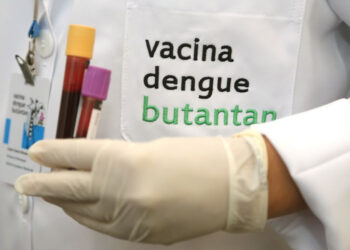Primeira vacina nacional contra a dengue é aprovada pela Anvisa e será disponibilizada pelo SUS