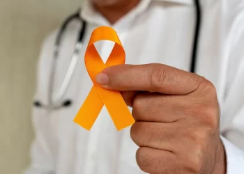 Dezembro Laranja 2025: 13 de dezembro, Mutirão Nacional de Atendimento, oferece consultas gratuitas para prevenção do câncer de pele