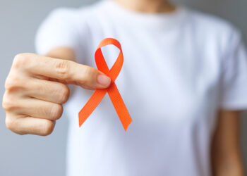 Fevereiro Laranja chama atenção para a leucemia