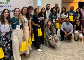 Brasil inicia implementação de programa inédito para apoio a famílias de crianças com TEA