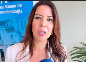 Médica gastro destaca importância do diagnóstico precoce nas doenças inflamatórias intestinais