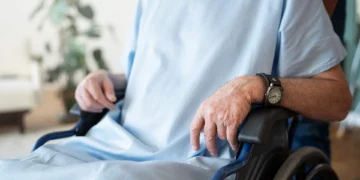 Esclerose múltipla: avanços no tratamento ajudam pacientes a terem mais qualidade de vida