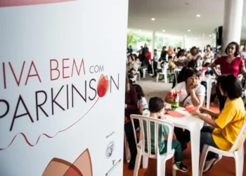 Anvisa faz alerta para quem usa carbidopa e levodopa e tem Parkinson