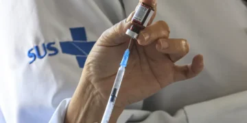 Anvisa amplia indicação de vacina contra meningite 