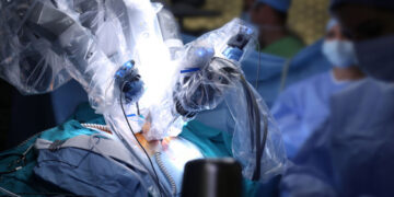 Inteligência artificial começa a antecipar risco de cirurgias e tratamentos de alto custo nas empresas